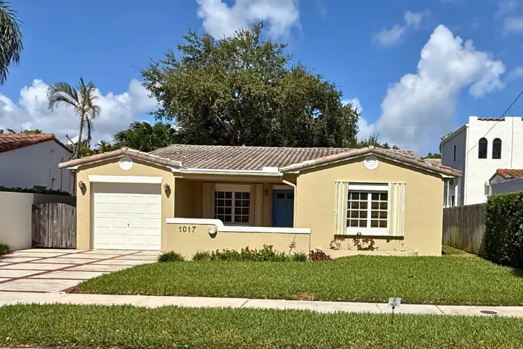 Sell Your Pensacola Home Fast — Cash Buyers, No Repairs Needed Pensacola FL houses bought for cash — any condition, no delays.